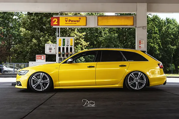 FOLIAWORX Vollfolierung Referenzbild Audi in gelb